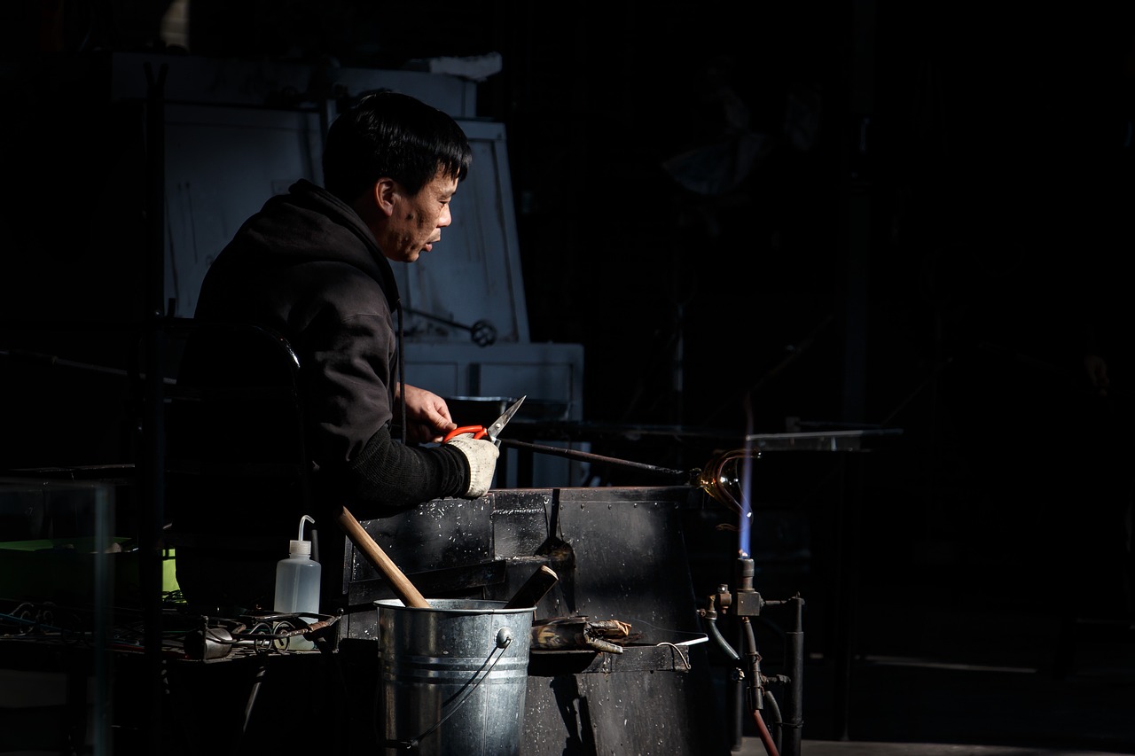 中年男演员，演技巅峰与人生深度的探索