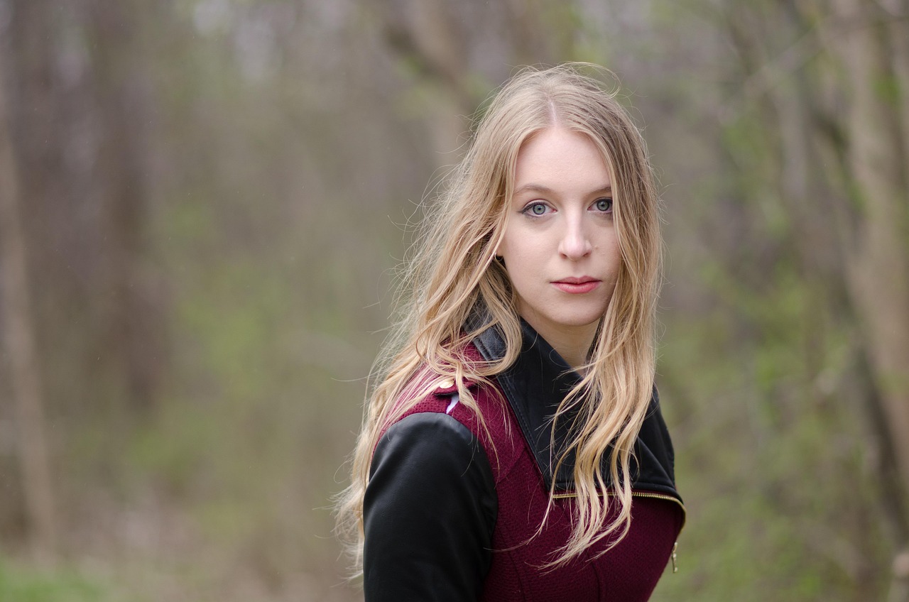 明星丝袜，时尚潮流热议焦点揭秘