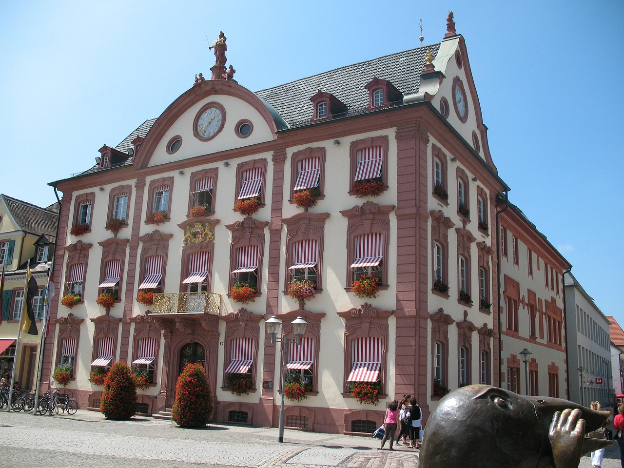 关岭棚户区改造最新进展动态