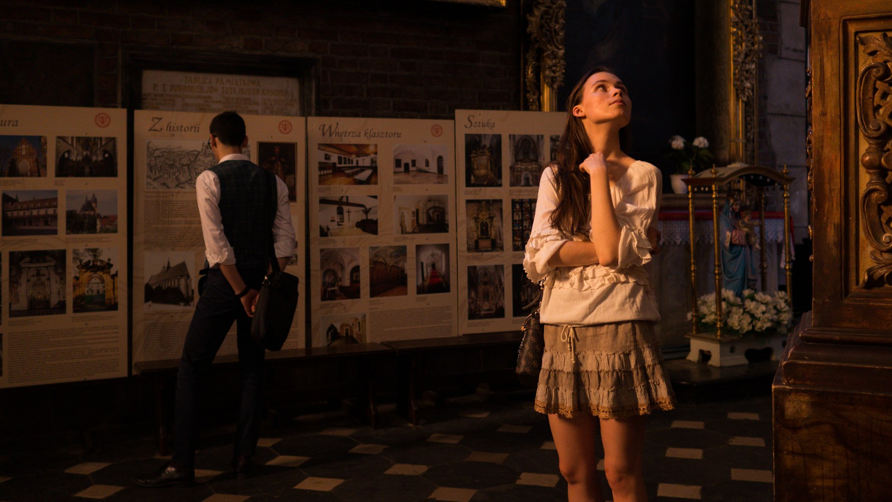 锋刃电视剧，时代精神的深度展现