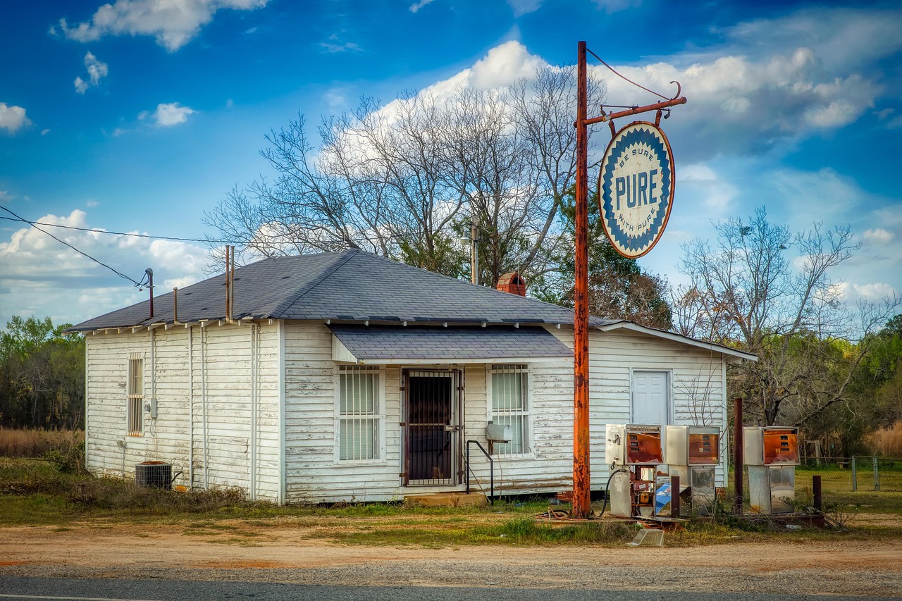 美国大选最新动态全面解读，候选人及议题进展跟踪报道