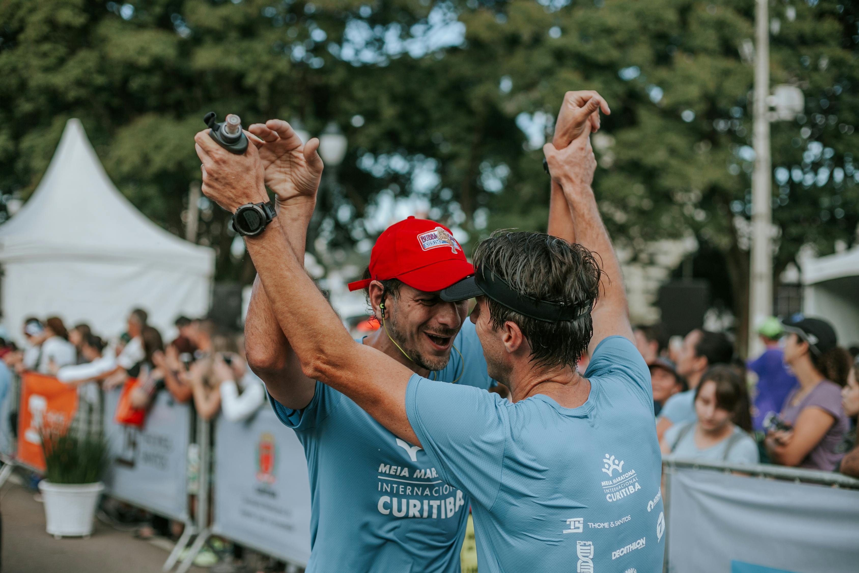 约维尔比赛的激情与荣耀时刻