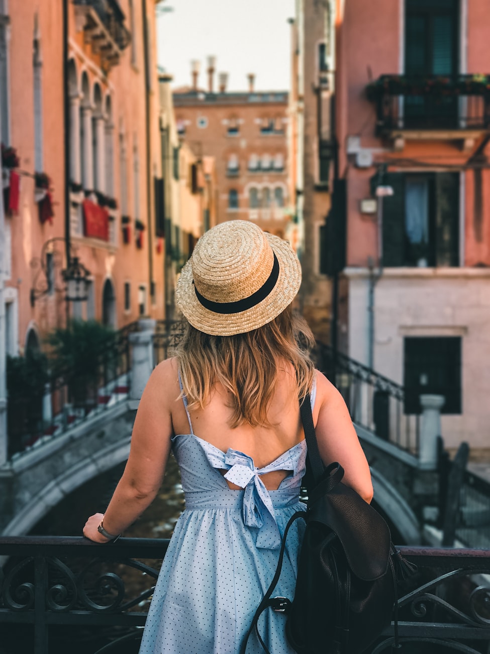 韩国电影中的妻子形象探索与解读,从电影妻子看韩国女性角色的深度塑造与解读