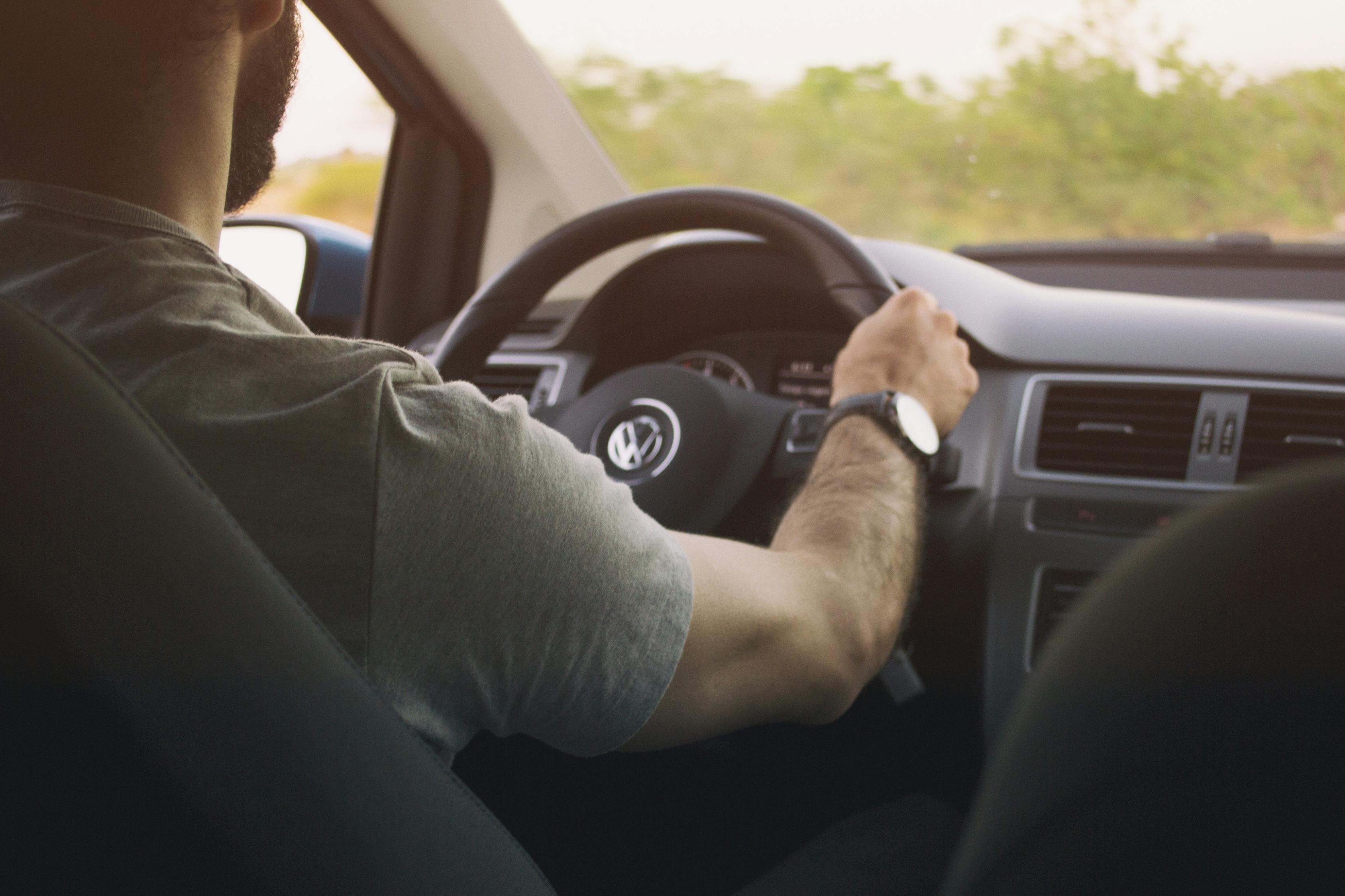 引领汽车行业创新力量的最新车伙计!