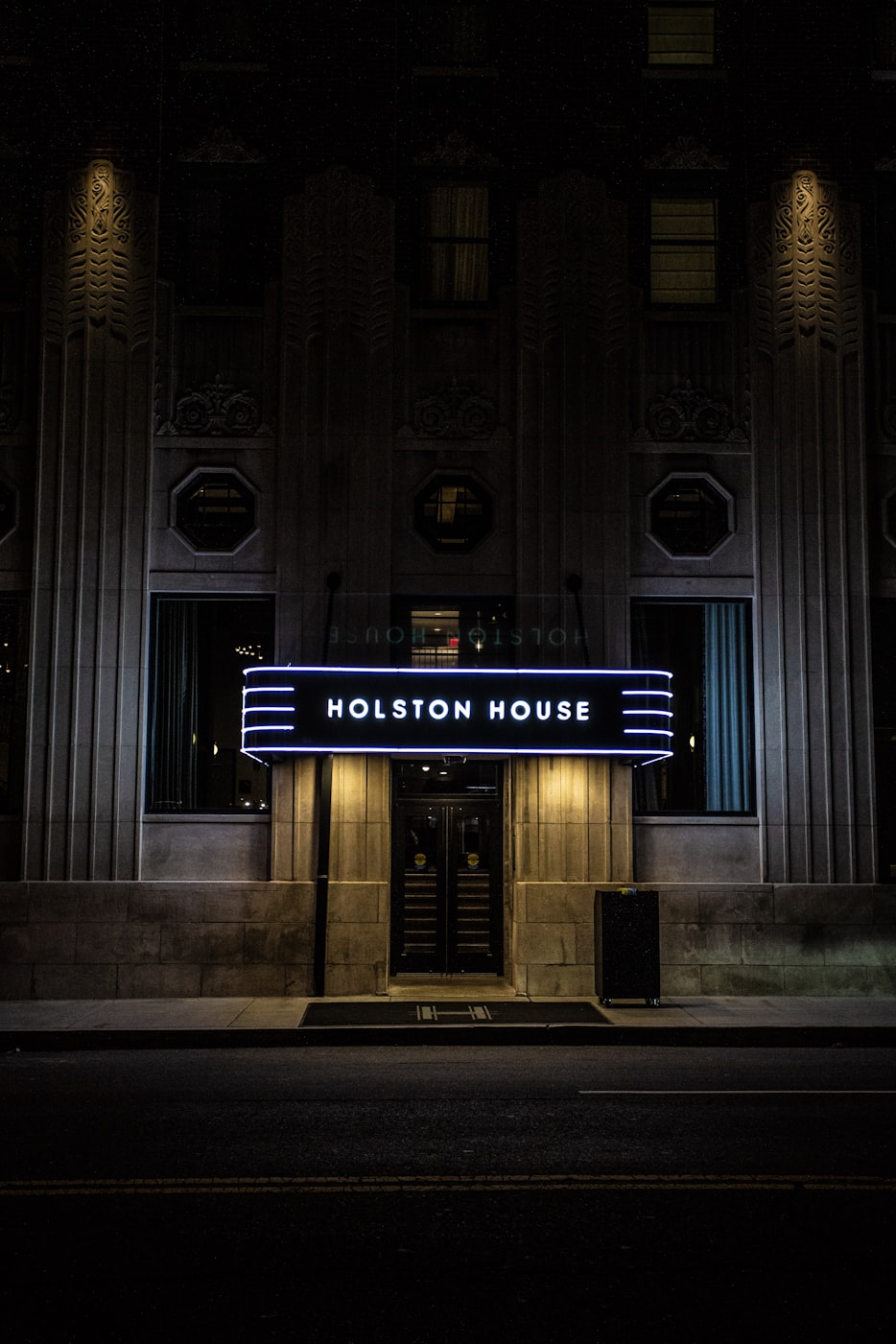 胡志明市新星,一位电影新星的故事,来自胡志明市之光