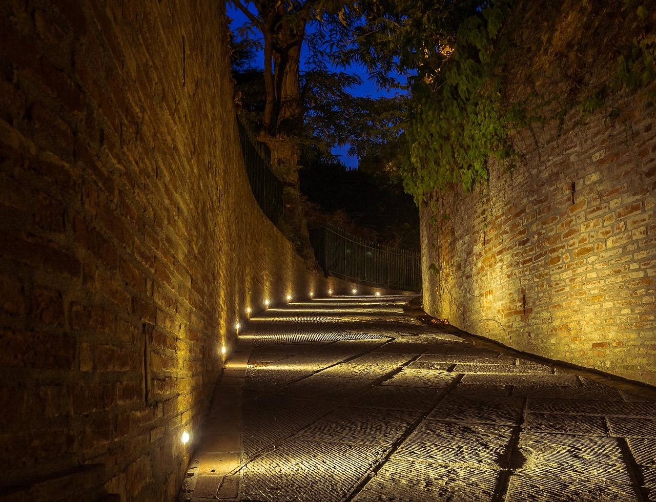 电视剧大江东去,历史与现实的交织之路