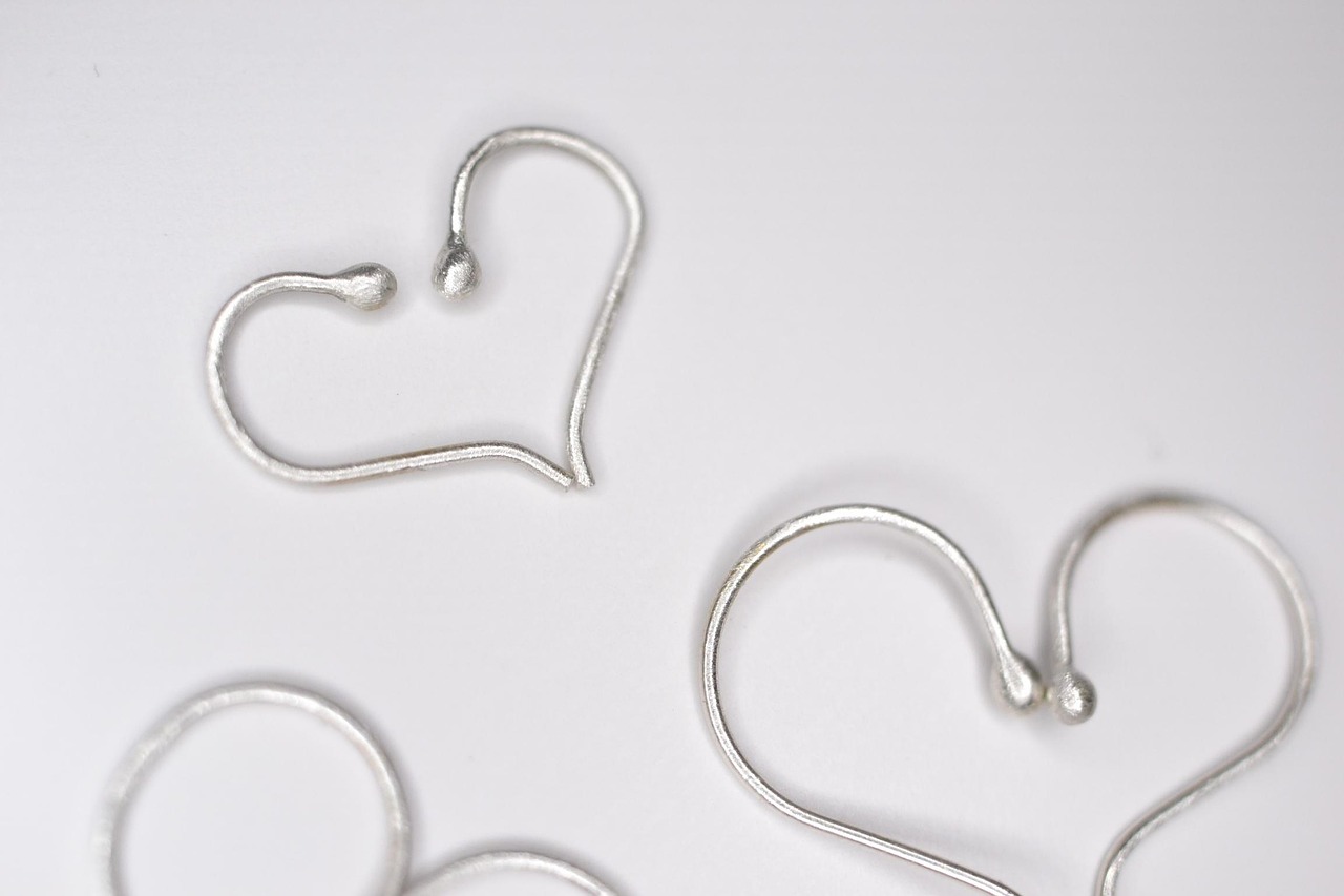 最新长款珍珠耳饰款式,时尚与优雅的完美融合展现优雅魅力风采的必备配饰选择