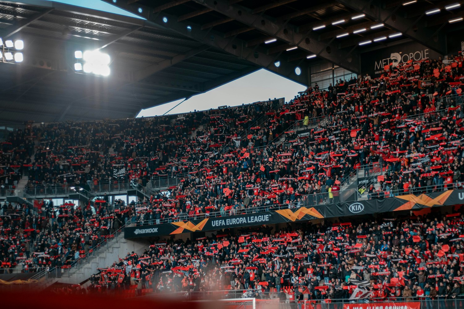 足球盛宴,一场震撼人心的激烈对决报道