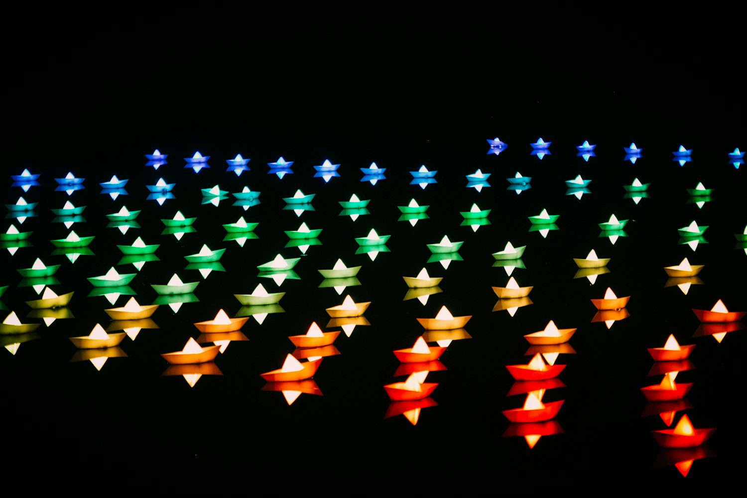 璀璨星辉中的红色力量,党员演员一览