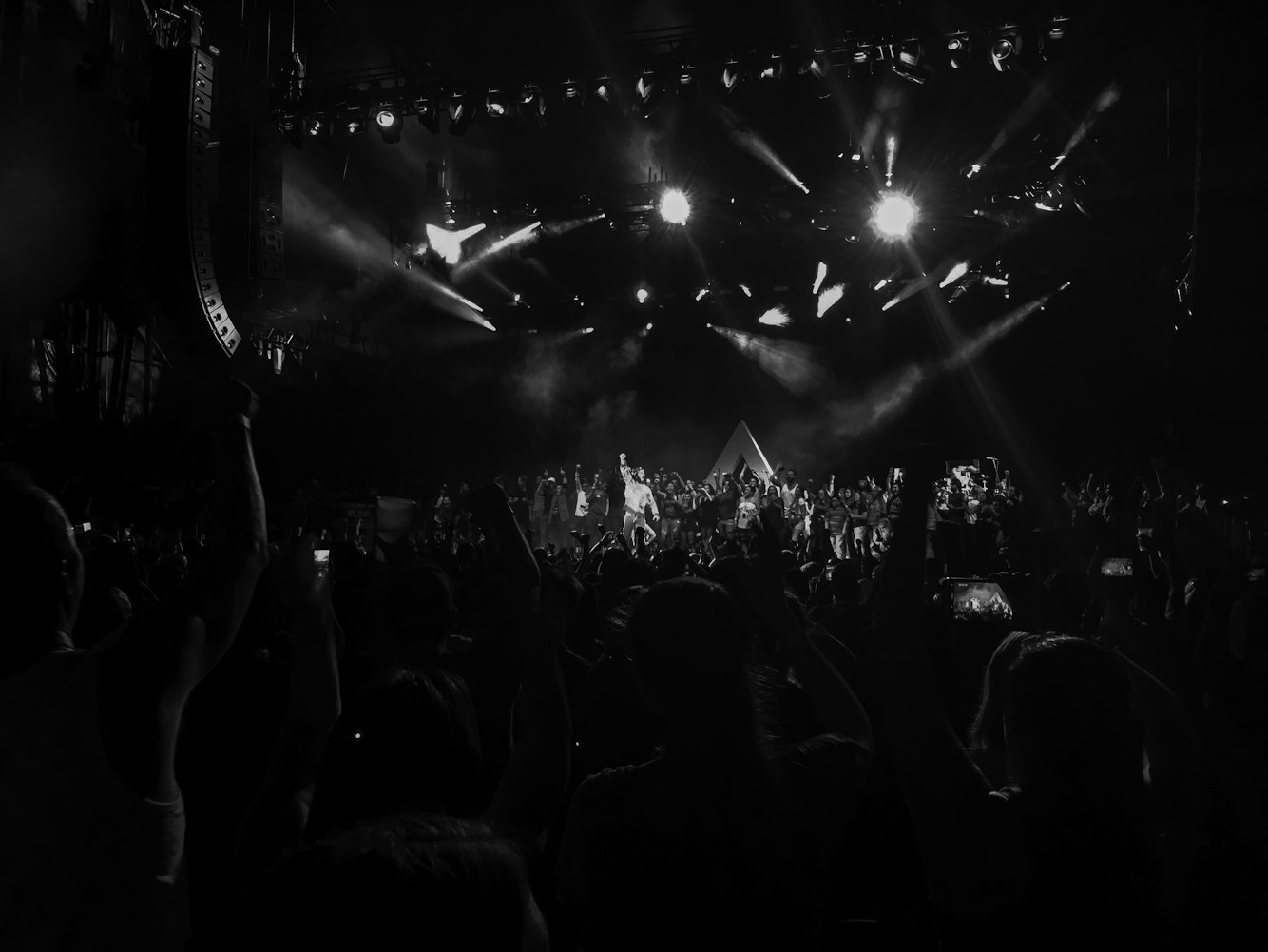 四房播放五月天新歌版,音乐与科技的完美交融之夜