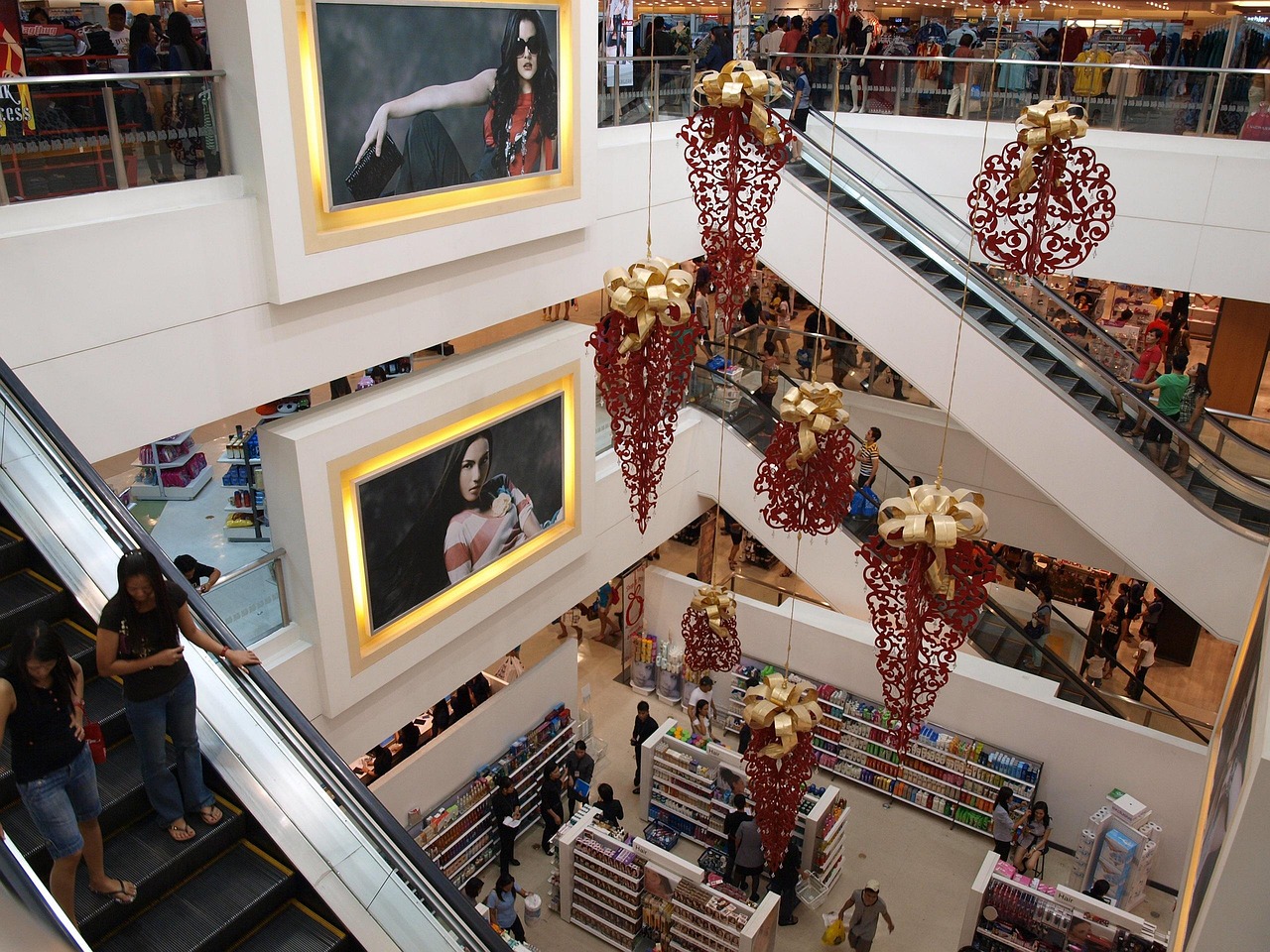 苏宁上市之路,零售巨头资本市场之旅的辉煌篇章