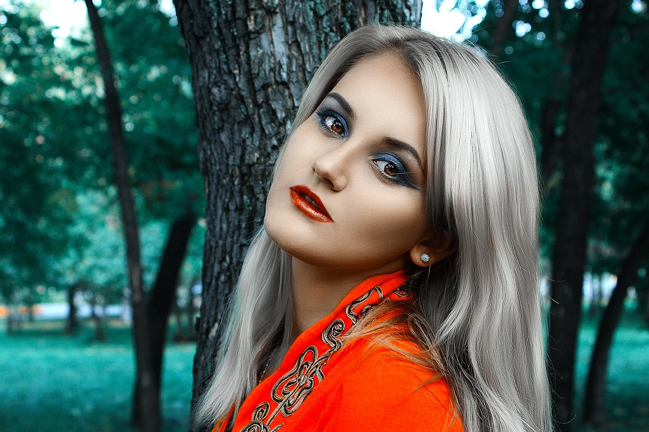 厚嘴女明星，独特魅力的时尚先锋典范