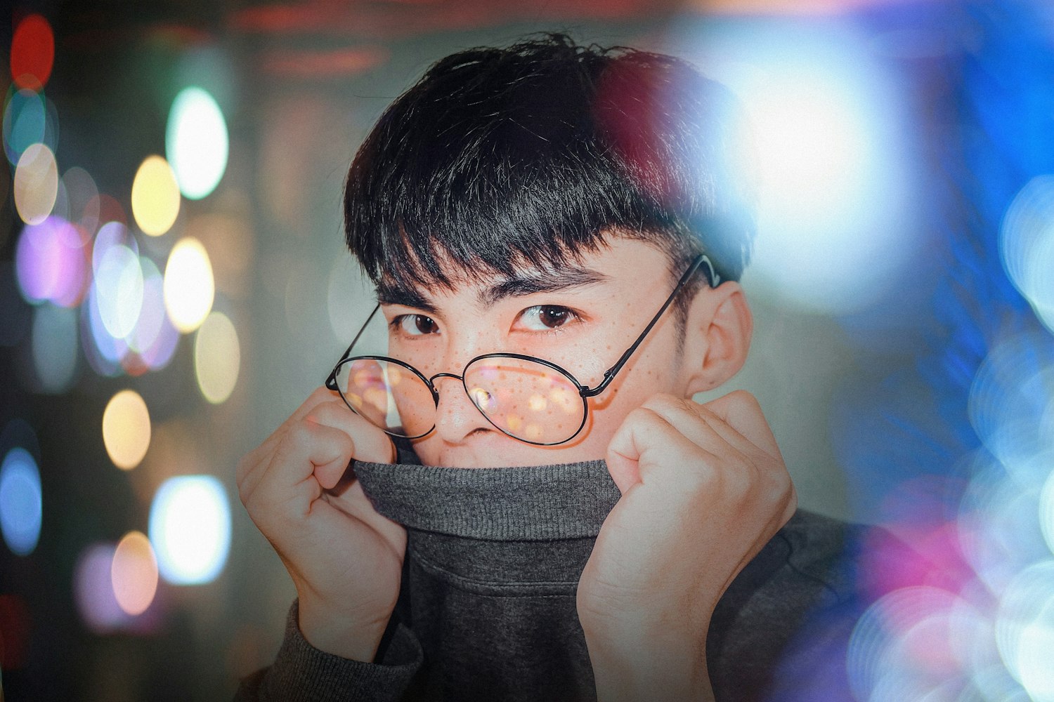 男演员脸长的魅力与独特特点