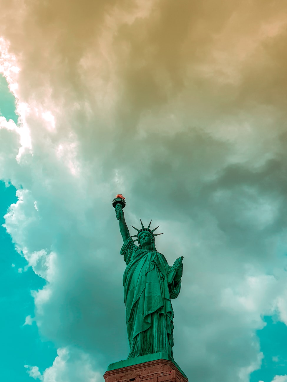 动漫中的气质女神头像探索，女性魅力的无限风采