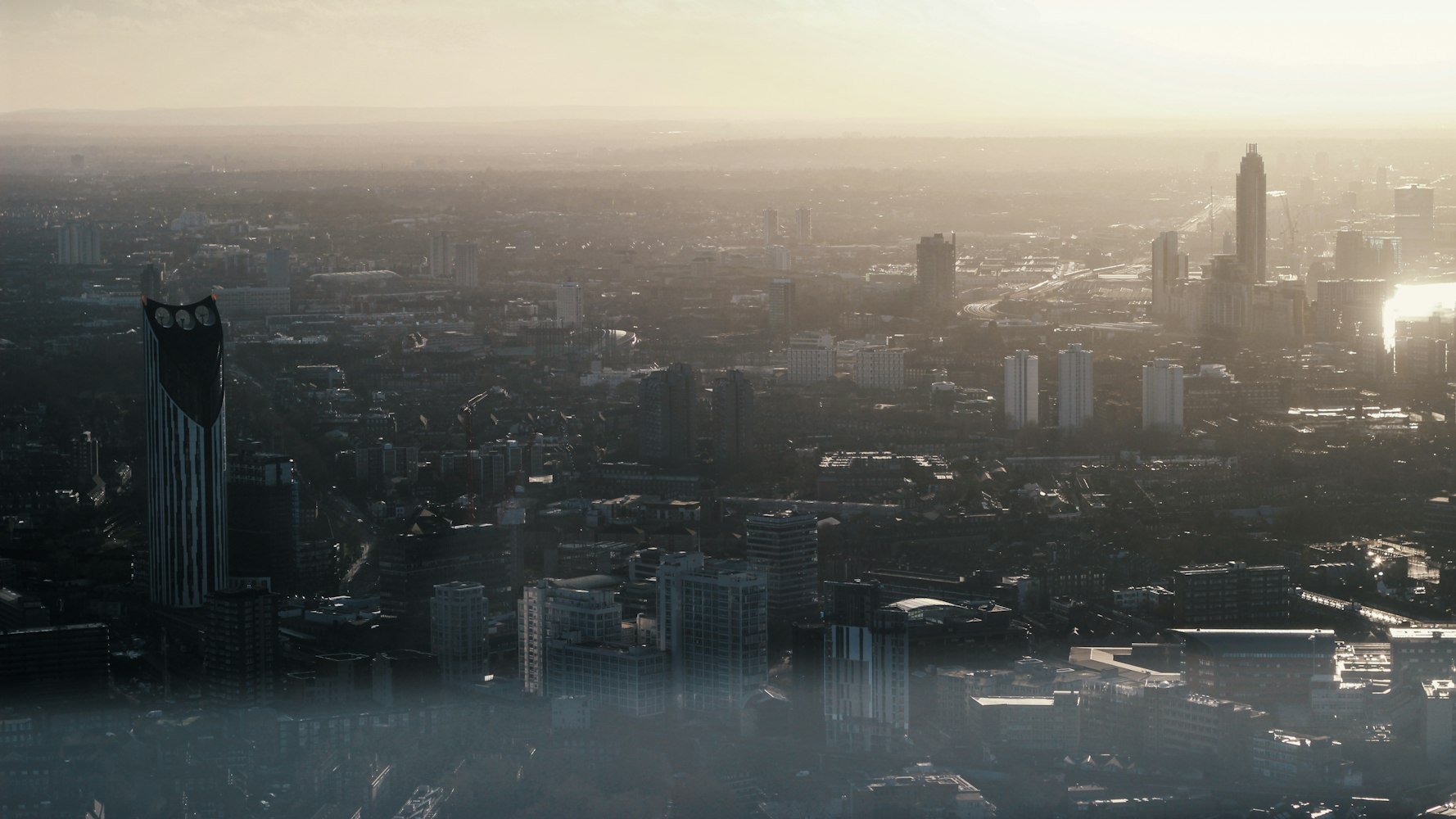 激清电影，探索情感极致表达的视听之旅