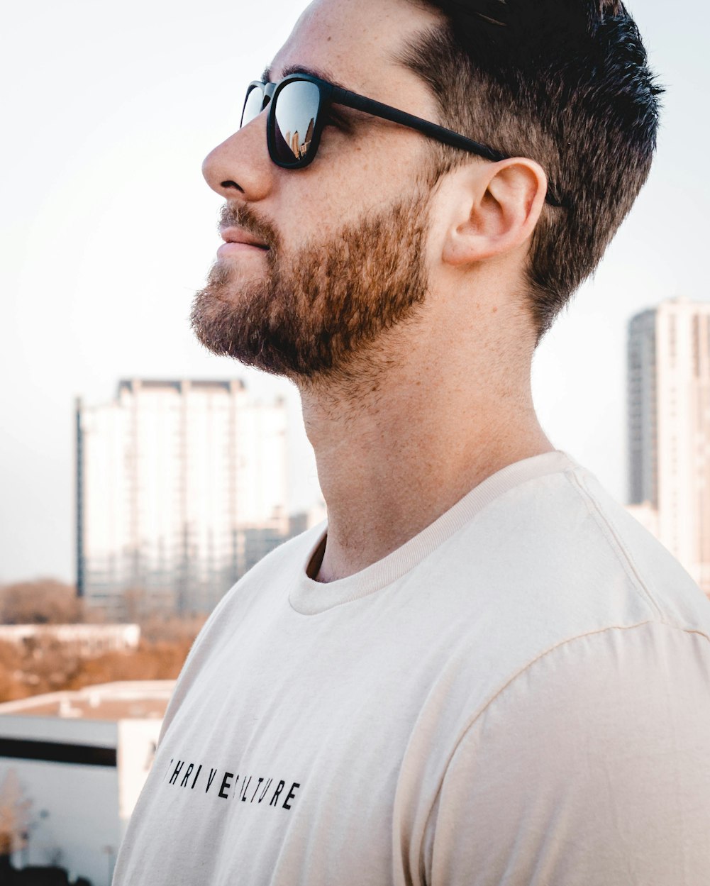 戴眼镜的相声演员,传统与现代的完美融合之旅