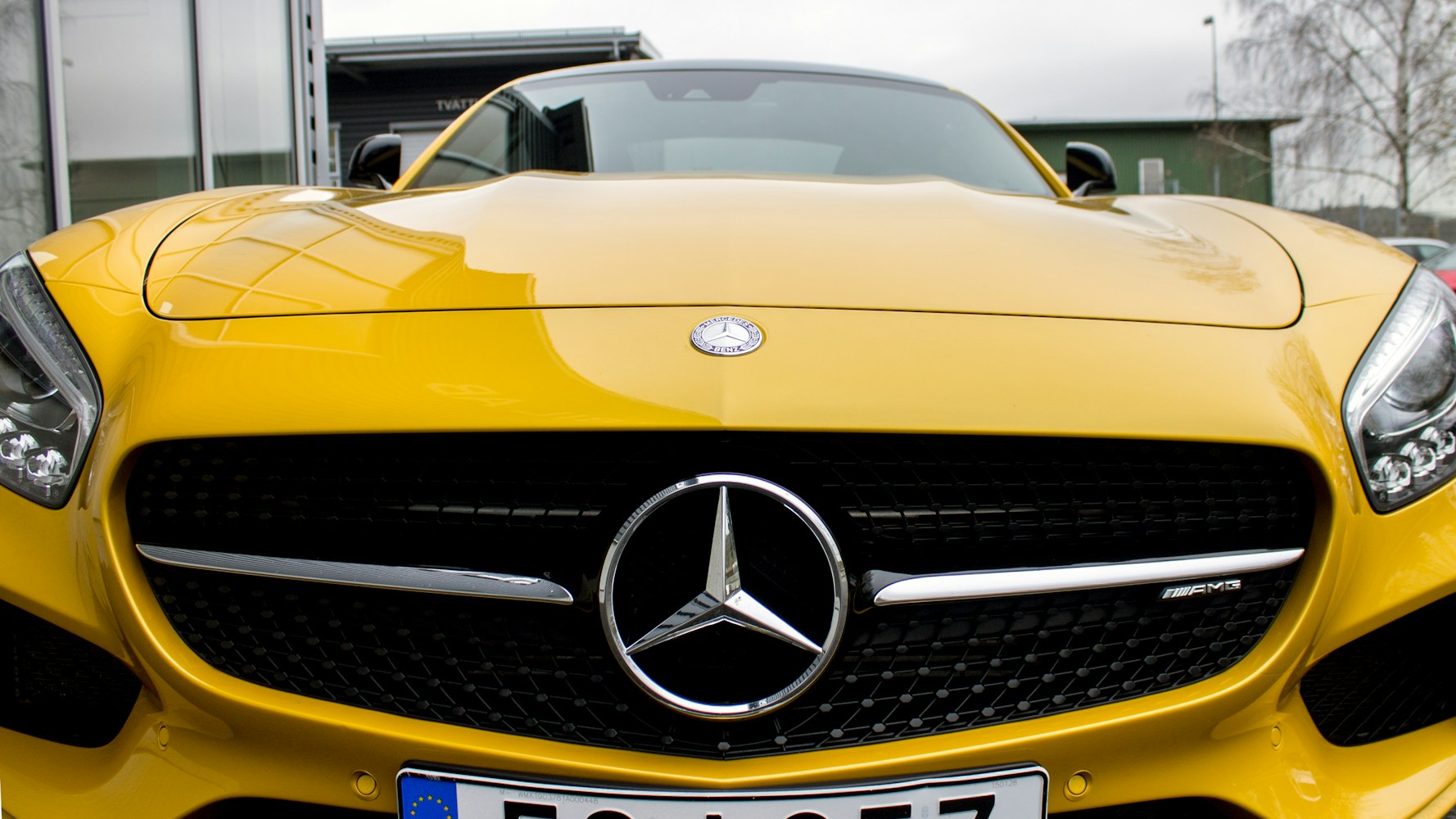 优信最新资讯，引领汽车行业的创新力量先锋