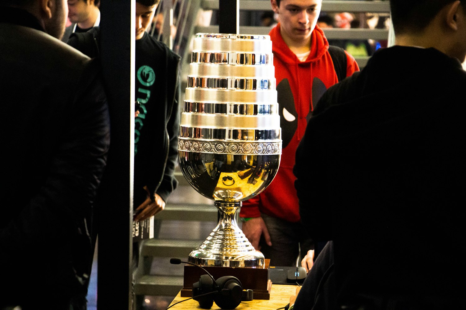 国际溜冰比赛视频，速度与激情的极致展现