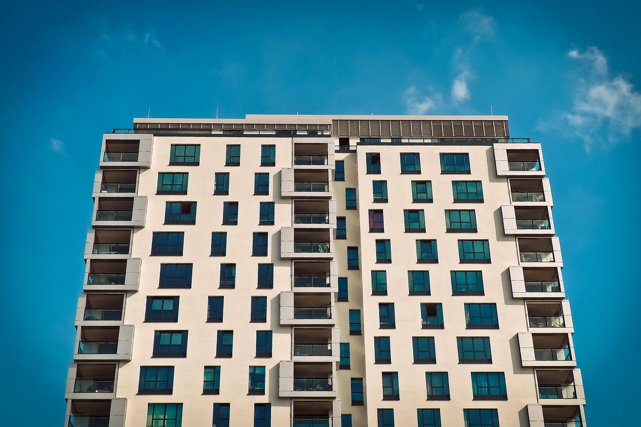 最新房地产税动态,影响、挑战与未来展望分析